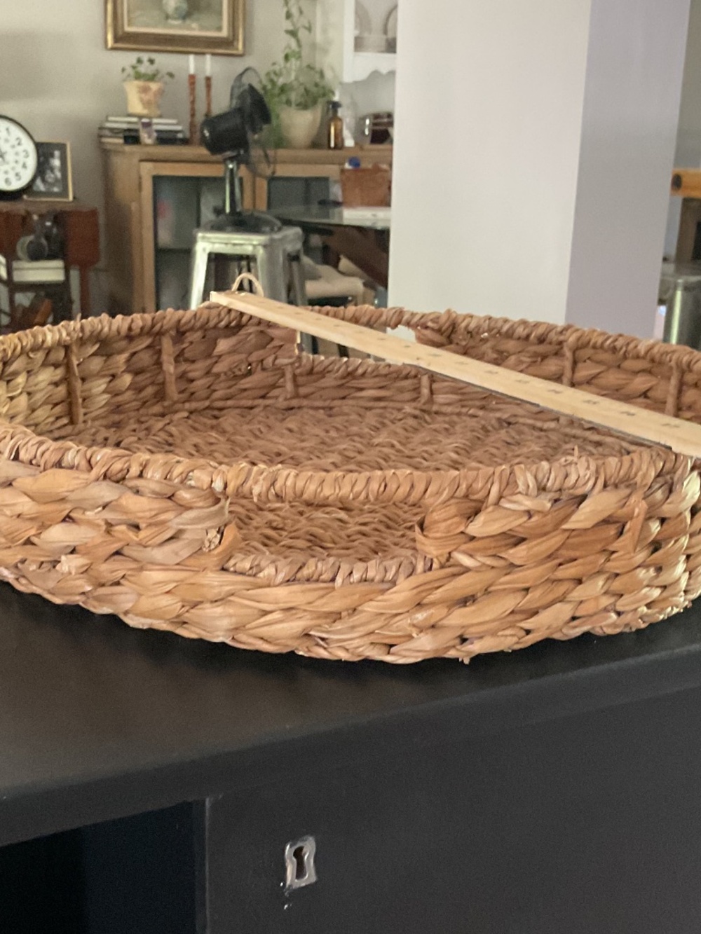 Round low basket